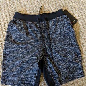 New with tag Lululemon Men T.H.E. Short 9" Lined